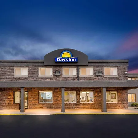 Days Inn By Wyndham Sioux Falls-3